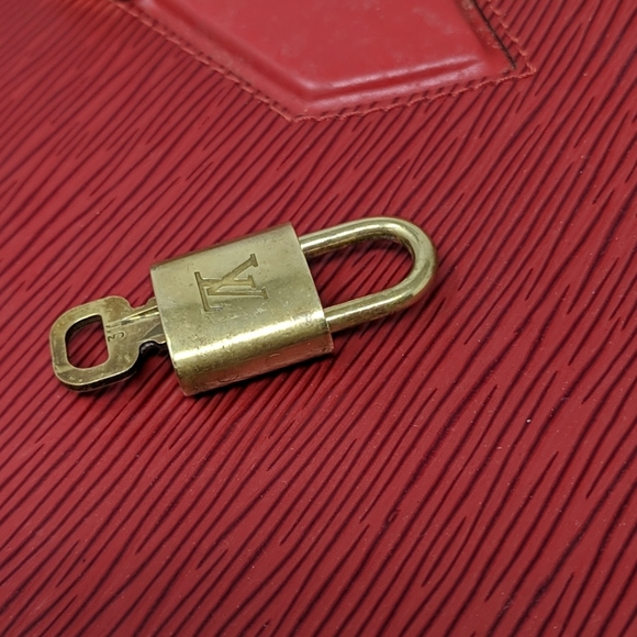⭐ #311 vintage Louis Vuitton padlock and k… - Picture 3 of 5